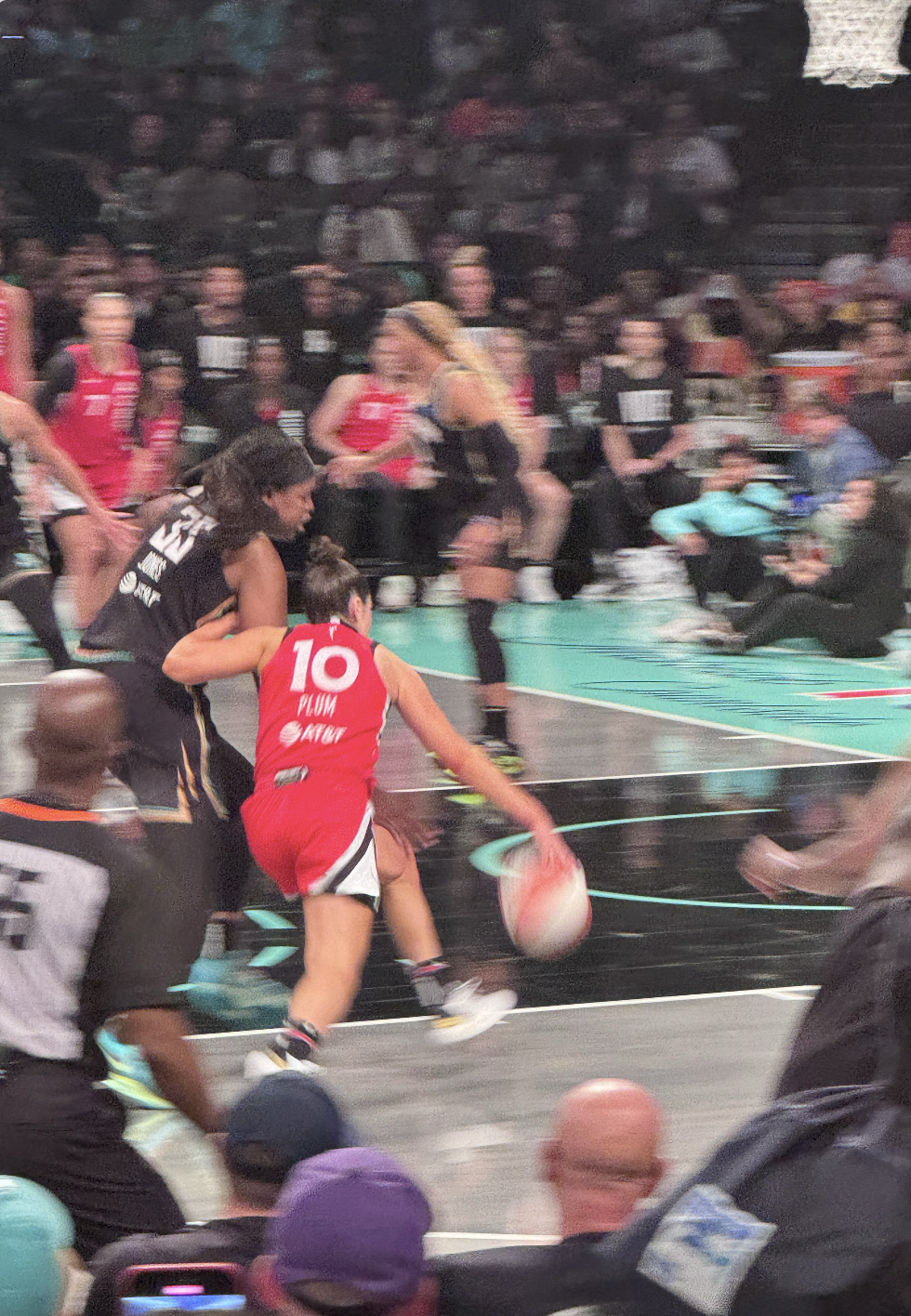 Kelsey Plum on the floor, 2024